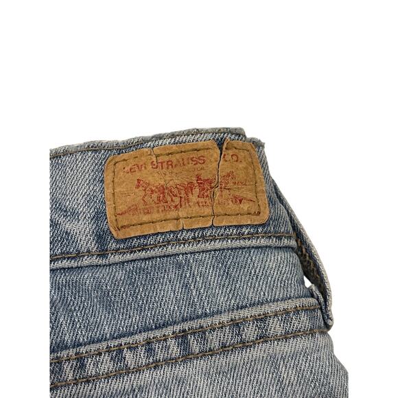 Levis 505 Jeans Womens 4 Blue Straight Leg Stretch Denim Distressed Light Wash - Picture 4 of 11